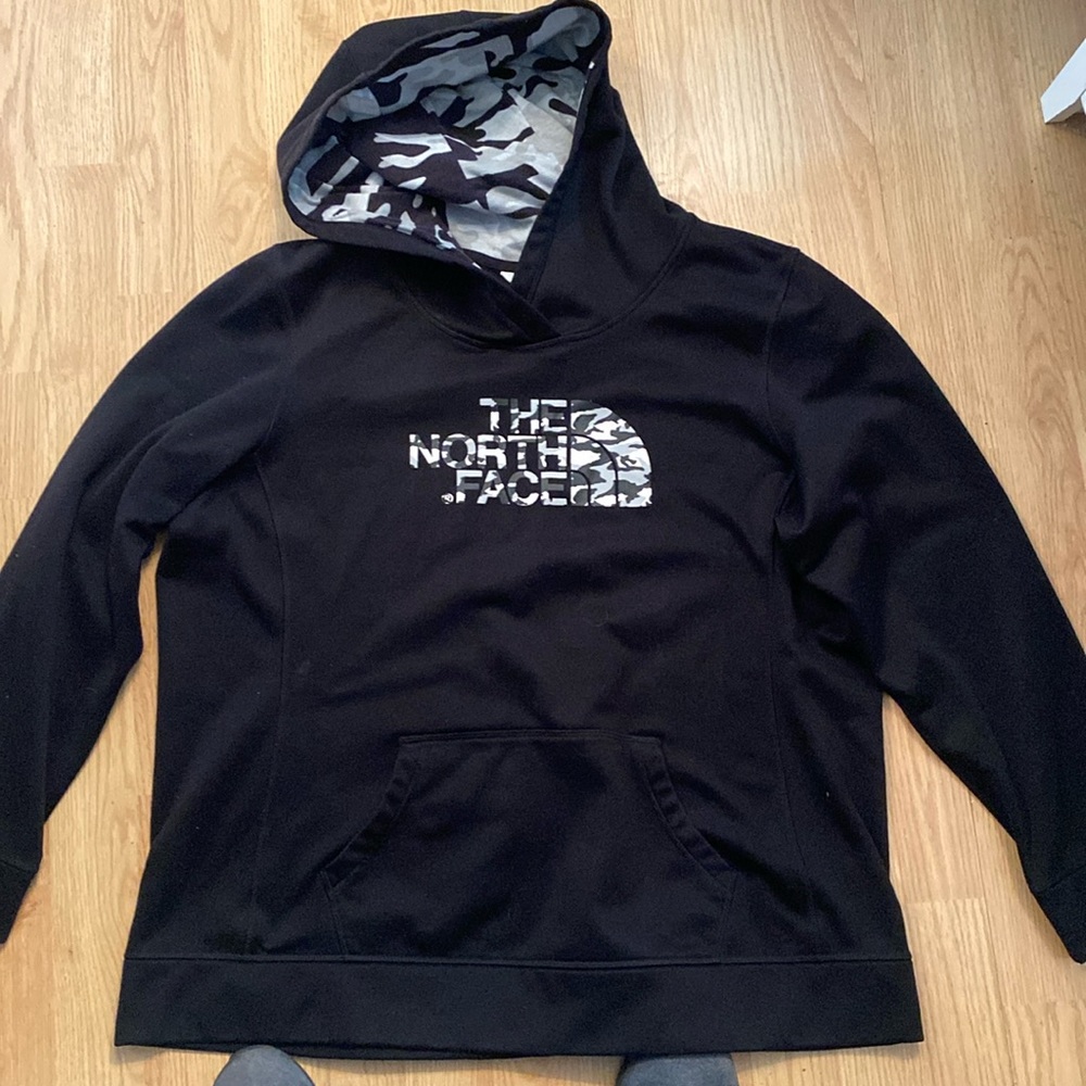 Preowned women’s TheNorthFace hoodie XXL